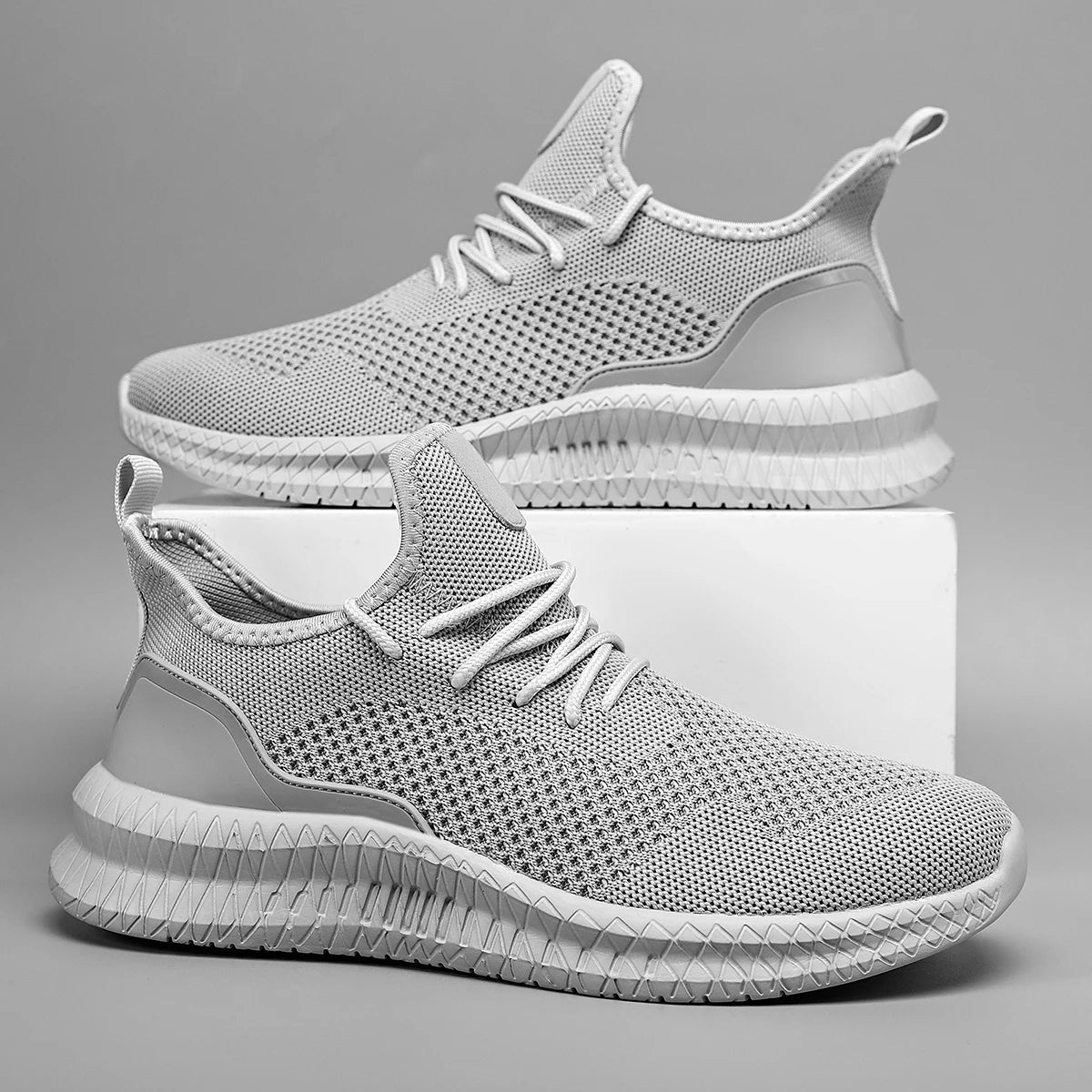 MAEDEF 2024 Walking Sports Shoes High Quality Outdoor Tennis Trainer Shoe Lightweight Comfortable Breathable Men Casual Sneakers