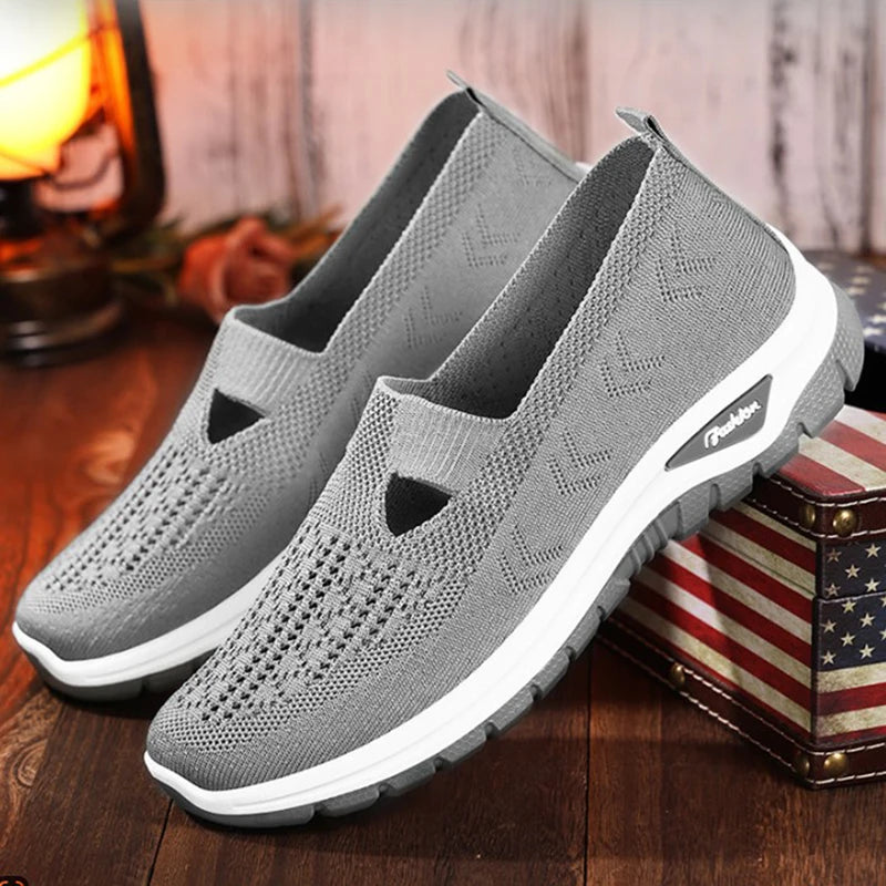 2025 New Mesh Women Vulcanized Shoes High Quality Women Sneakers Slip On Flats Shoes Women Loafers Plus Size 42 Walking Flat
