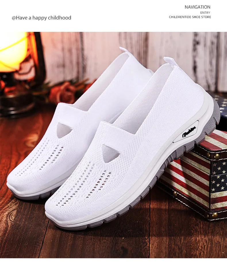 2025 New Mesh Women Vulcanized Shoes High Quality Women Sneakers Slip On Flats Shoes Women Loafers Plus Size 42 Walking Flat