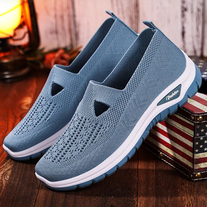 2025 New Mesh Women Vulcanized Shoes High Quality Women Sneakers Slip On Flats Shoes Women Loafers Plus Size 42 Walking Flat