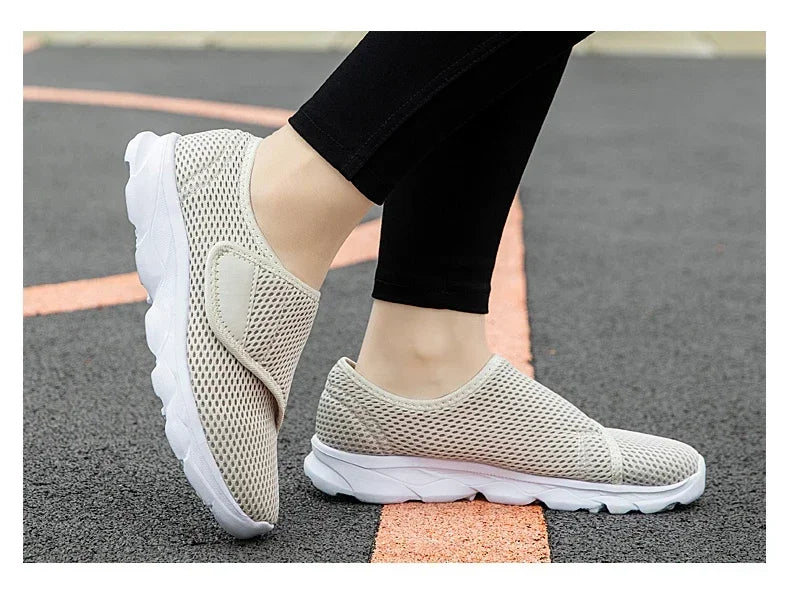 Popular Casual Unisex Orthopedics Wide Feet Swollen Shoes Thumb Eversion Adjusting Soft Comfortable Diabetic Shoe Walking Shoes