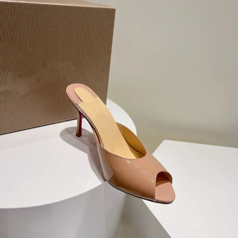 2026 New Black Fish Mouth Ultra High Women's Shoes, Sexy High Heels, Wearing Straight Pointed Lacquer Leather Open Toed Slippers