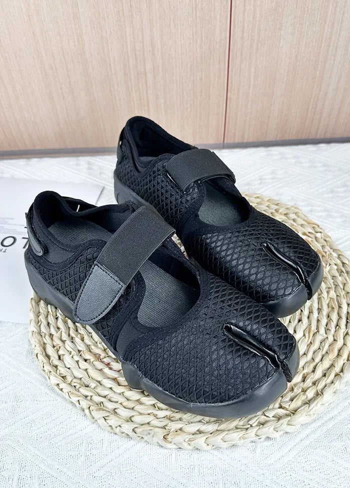 Tabi Shoes New Fashion Belt Buckle Split Toe Shoes Sneakers Ladies Leather Flat Shoes Mary Jane Casual  For Women