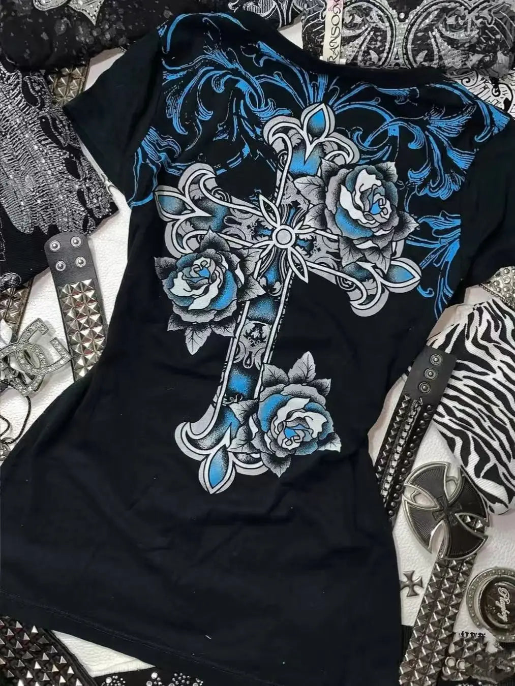 Rock Gothic Streetwear Letter Cross Graphic T shirts Gyaru 2000s Clothes Harajuku Top Women V-neck Tees Sweet Y2k Vintage tshirt